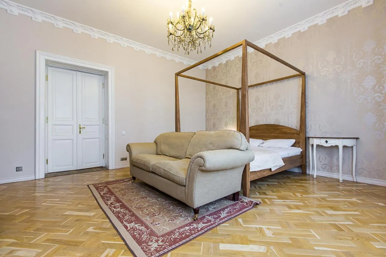 Apartment Австрійська Квартира В Центрі На Вулиці Михальчука 5 Lviv Ukraine