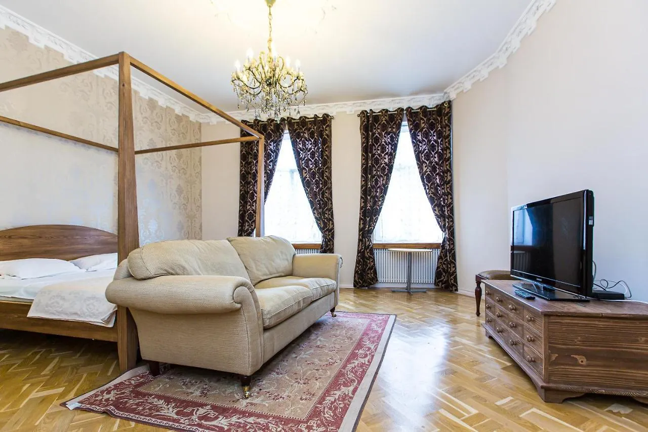 Apartment Австрійська Квартира В Центрі На Вулиці Михальчука 5 Lviv