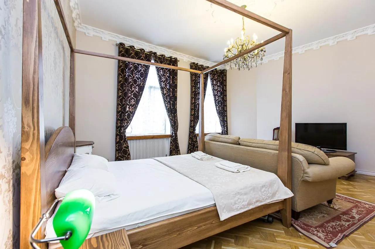 Apartment Австрійська Квартира В Центрі На Вулиці Михальчука 5 Lviv